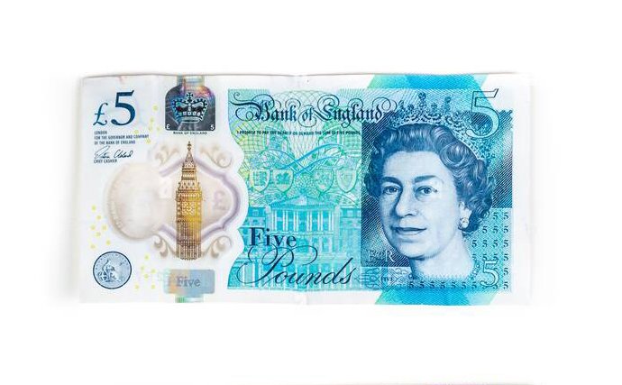 5 Pounds Sterling bills