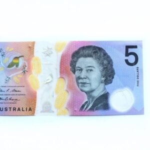 Alternative view of 5 Australian Dollar Bills